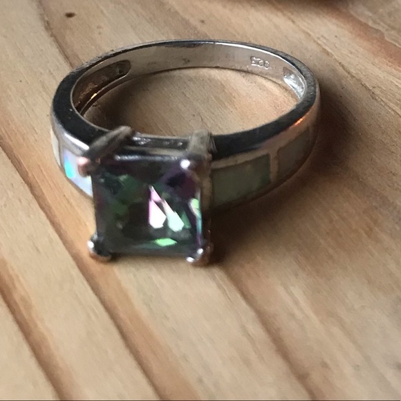 925 Silver Ring - Picture 2 of 3